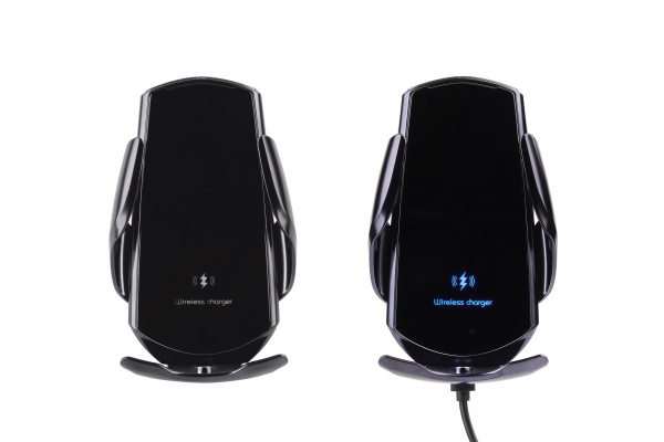 Автомобильное сенсорное беспроводное (15W) зарядное устройство "Titan" с набором переходников для магнитной зарядки, с подсветкой логотипа Автомобильное сенсорное беспроводное (15W) зарядное устройство "Titan" с набором переходников для магнитной зарядки, с подсветкой логотипа