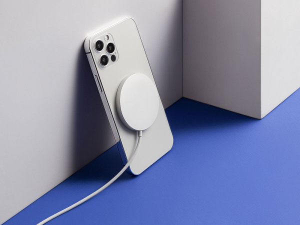 Беспроводное зарядное устройство NEO Magneto Беспроводное зарядное устройство NEO Magneto