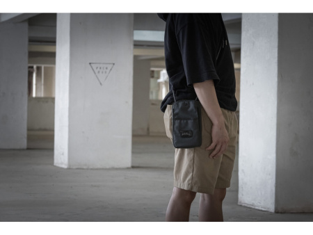 Удобная повседневная сумка Solo Eco, черный