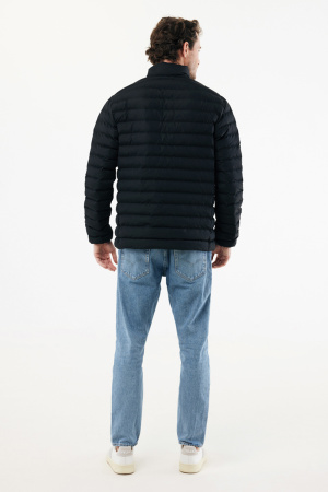 Мужская стеганая куртка Iqoniq Maiko из переработанного полиэстера AWARE™