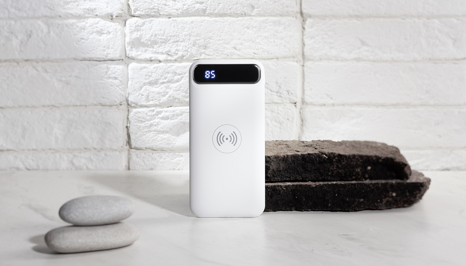 Беспроводное зарядное устройство "Quantum", 10000 mAh с цифровым индикатором заряда Беспроводное зарядное устройство "Quantum", 10000 mAh с цифровым индикатором заряда