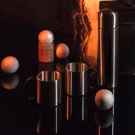 Термос, 2 кружки в чехле: 26х16х10 см; термос 500 мл; кружки 220 мл; металл, нейлон