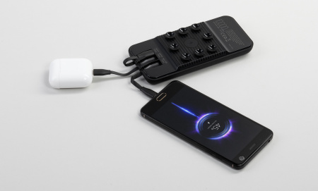 Беспроводное зарядное (22.5/15W) устройство "Topfull SOFTTOUCH" 10000 mAh с подсветкой лого, присосками, встроенными кабелями, с подставкой Беспроводное зарядное (22.5/15W) устройство "Topfull SOFTTOUCH" 10000 mAh с подсветкой лого, присосками, встроенными кабелями, с подставкой