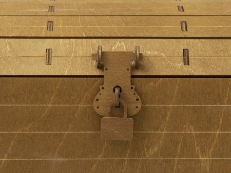 Подарочный набор: кукла фарфоровая, крем-мёд с лаймом и имбирем