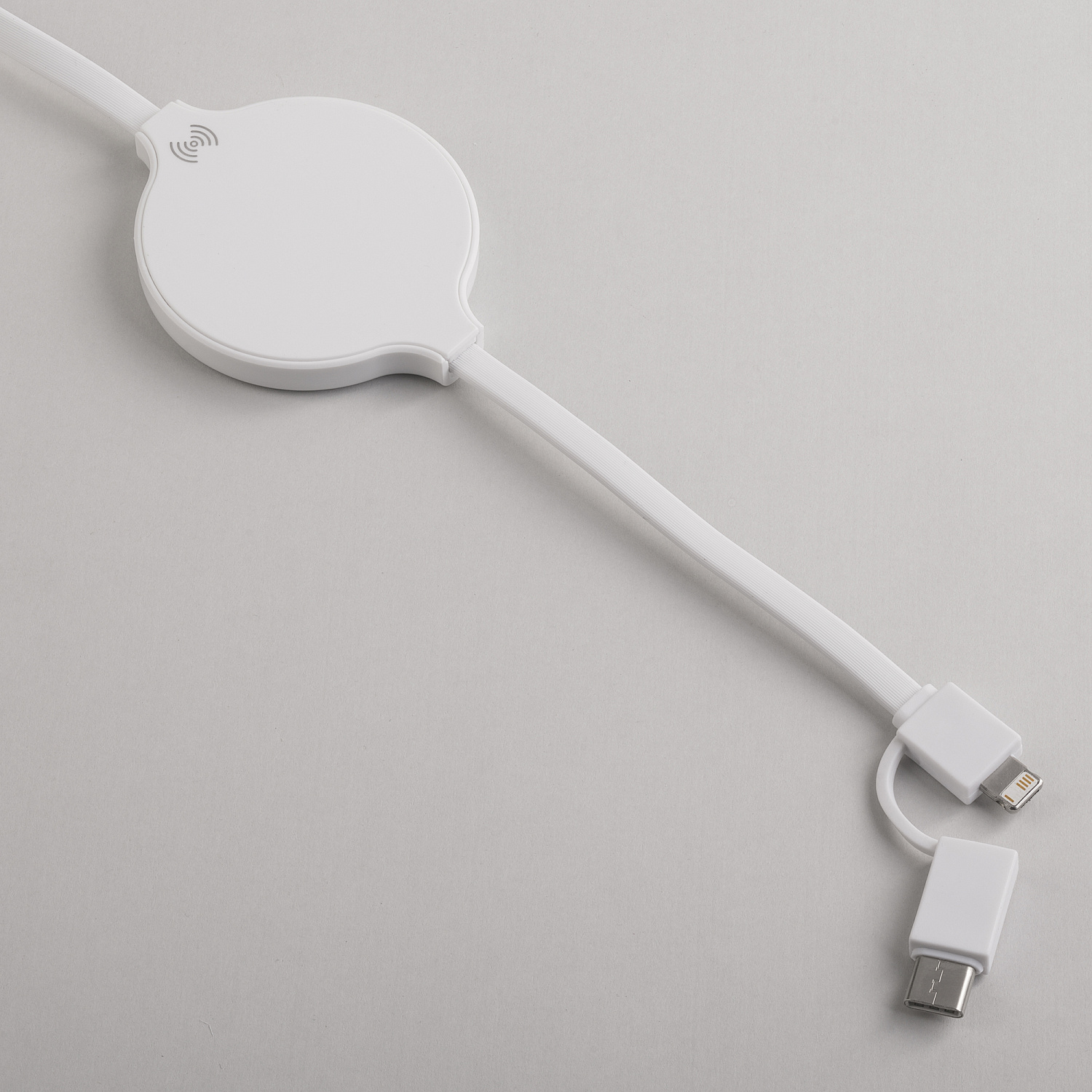 Кабель "Energy" с функцией беспроводного зарядного устройства Кабель "Energy" с функцией беспроводного зарядного устройства